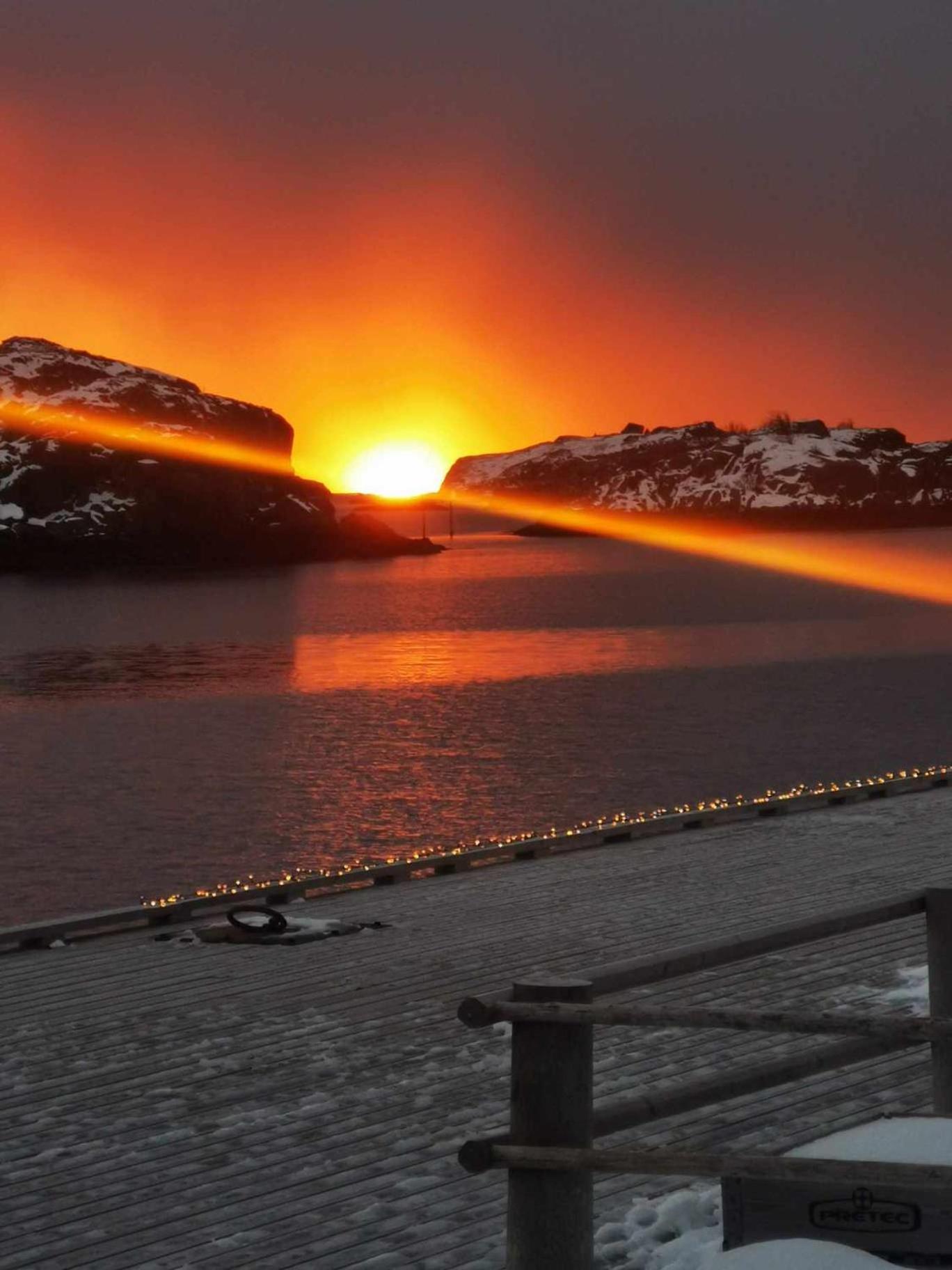 Kaikanten Rorbuer Sennesvik ภายนอก รูปภาพ