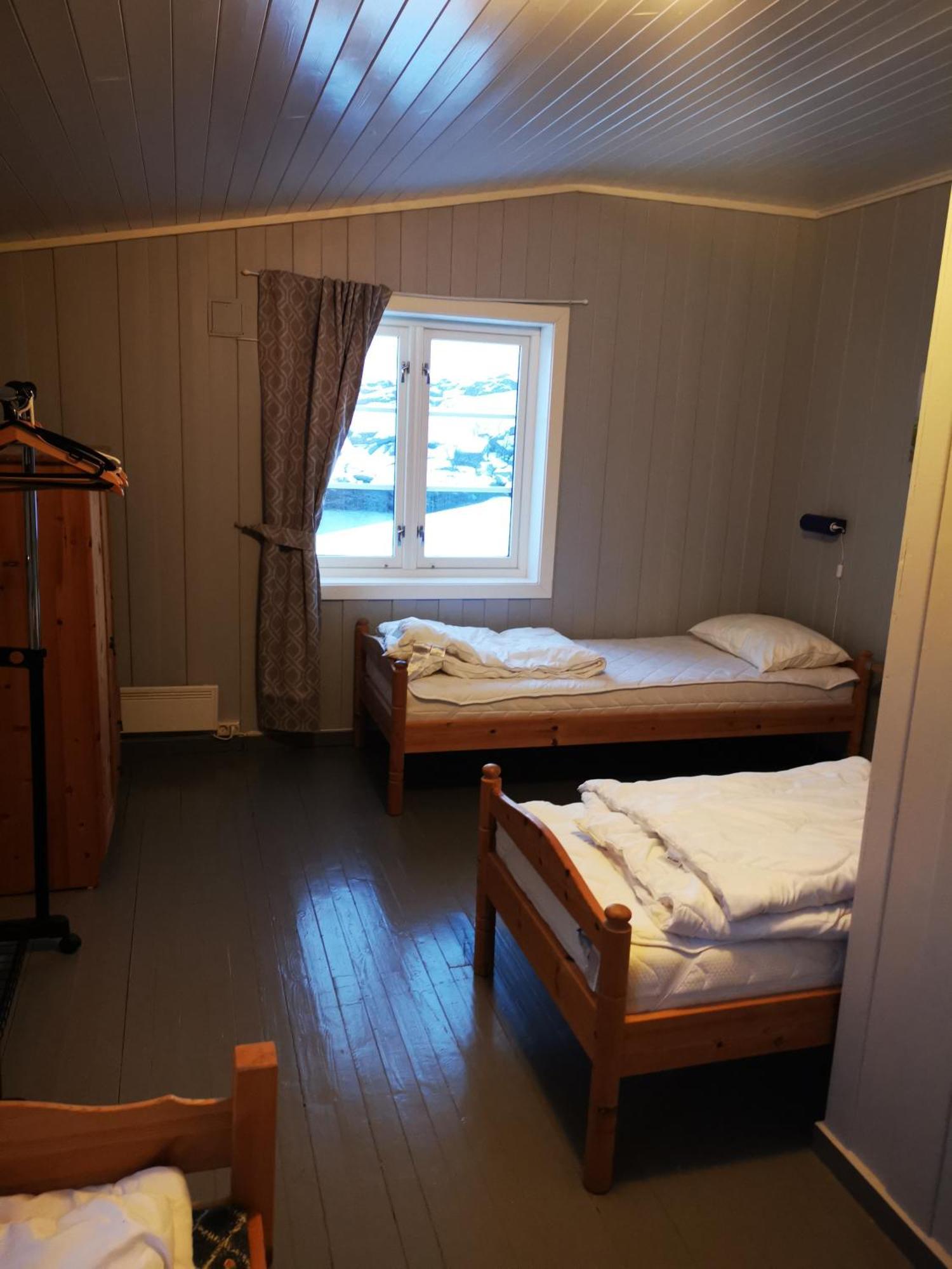 Kaikanten Rorbuer Sennesvik ห้อง รูปภาพ